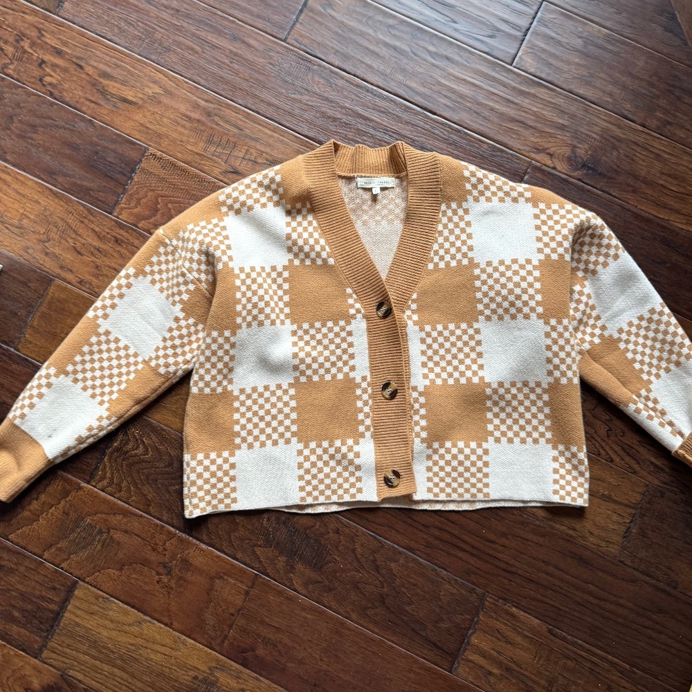 Gilded Intent Boxy Tan and cream cardigan sweater. XL